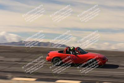 media/Jan-04-2026-SCCA SD (Sun) [[defc442887]]/4-Novice Group/Session 2 Bowl Speed Pans/